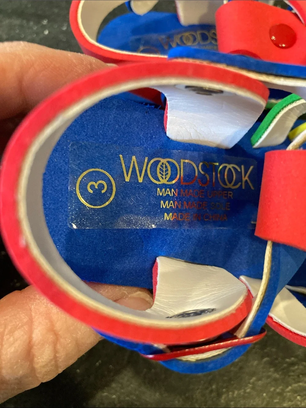 Boys Woodstock red green yellow blue rainbow sandals size 3